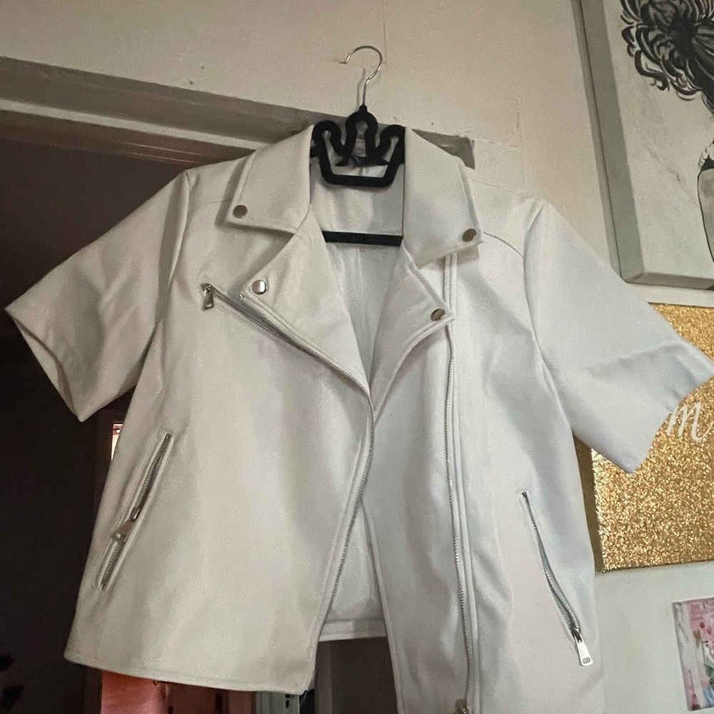 White Women's Short Sleeve Jacket